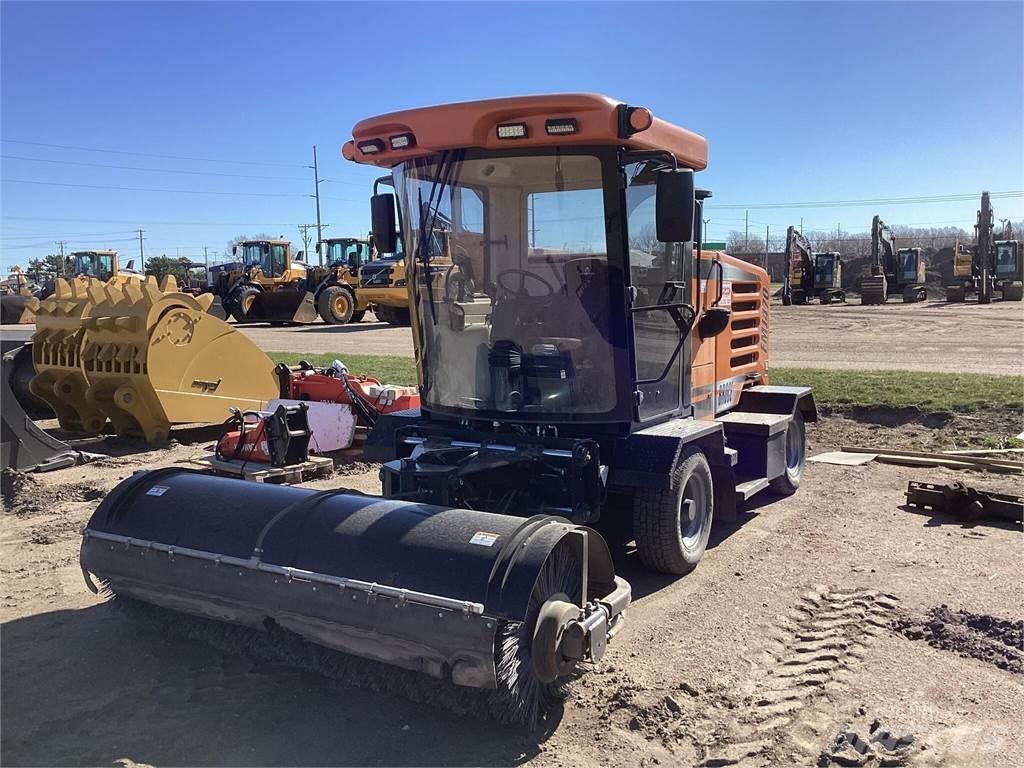 Broce FMJ470 Zametací stroje