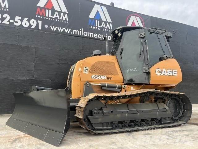 CASE 650M WT Pásové dozery