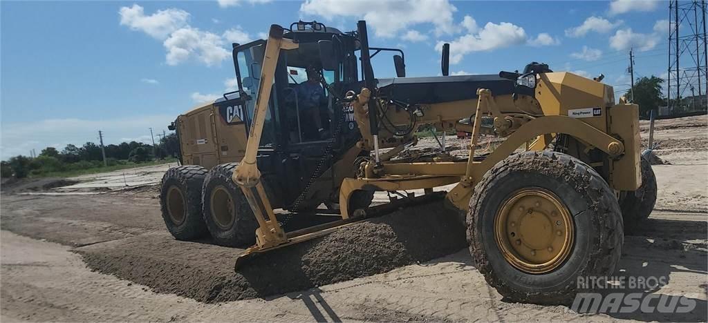 CAT 120M2 AWD Grejdry