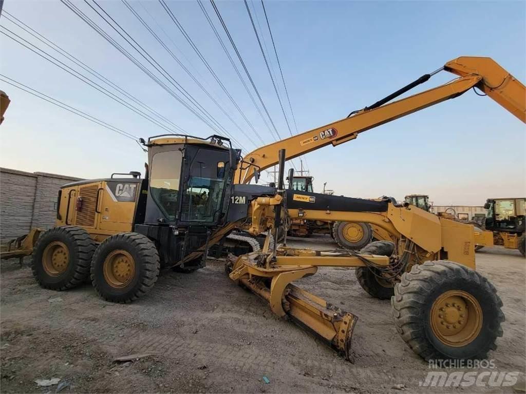 CAT 12M Grejdry
