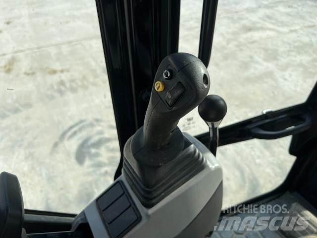 CAT 306CR Pásová rýpadla