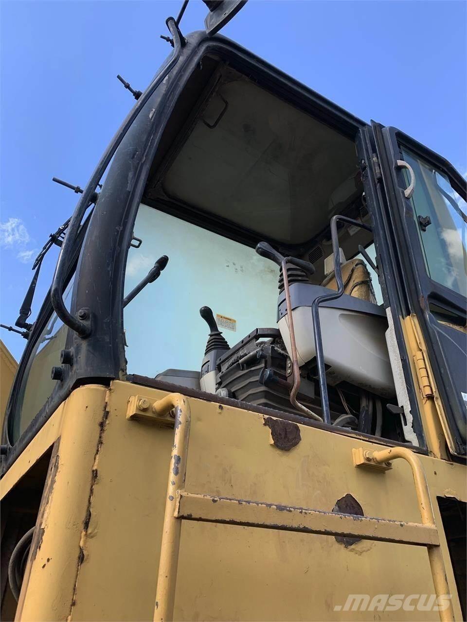 CAT 320C Pásová rýpadla