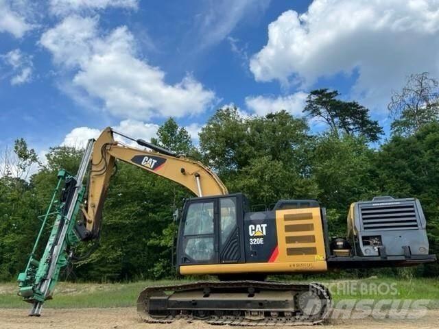 CAT 320EL Povrchové vrtací stroje