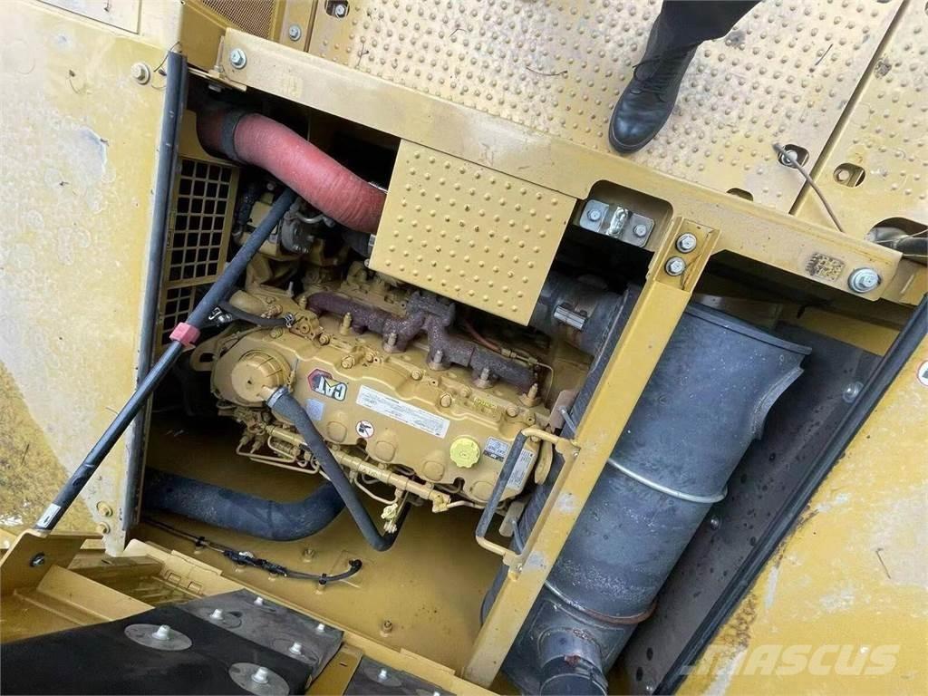 CAT 336 Pásová rýpadla