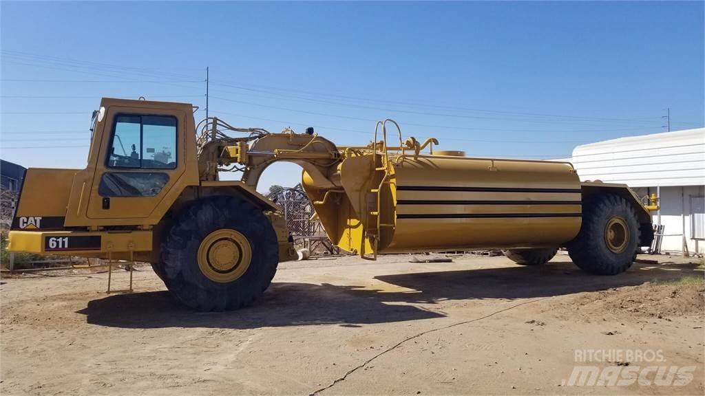CAT 611 Cisternové přívěsy