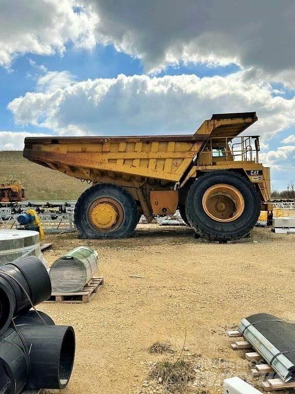 CAT 777B Kloubové dempry