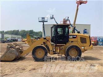 CAT 926M Kolové nakladače