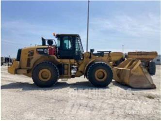 CAT 972M Kolové nakladače