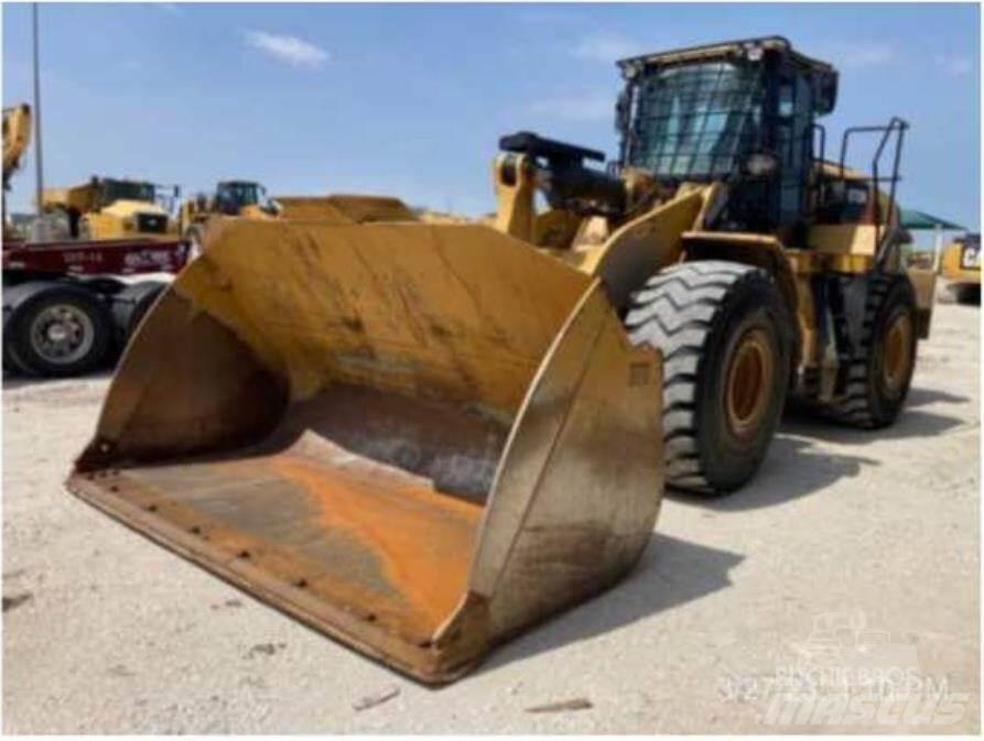 CAT 972M Kolové nakladače