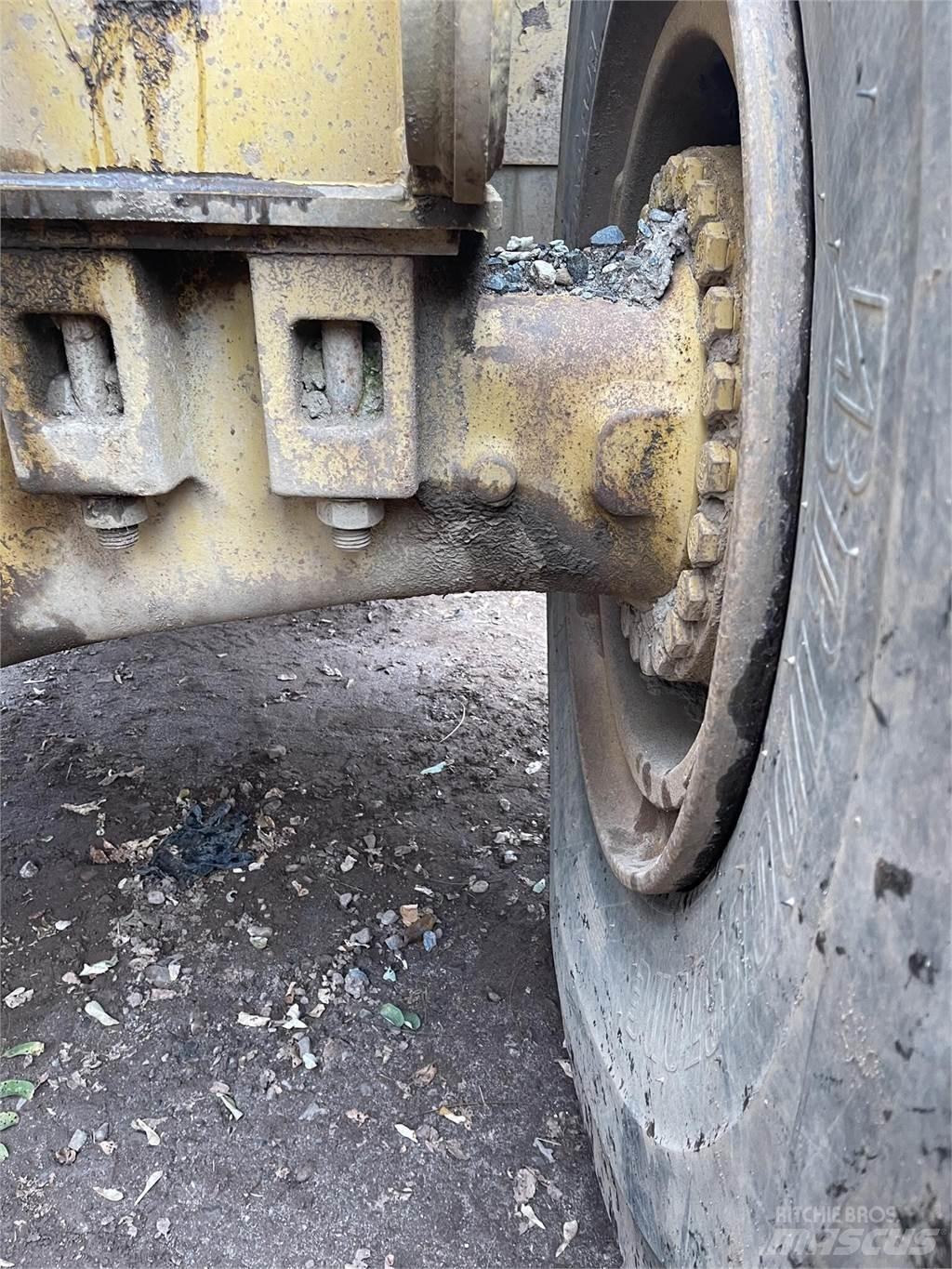 CAT 980G Kolové nakladače