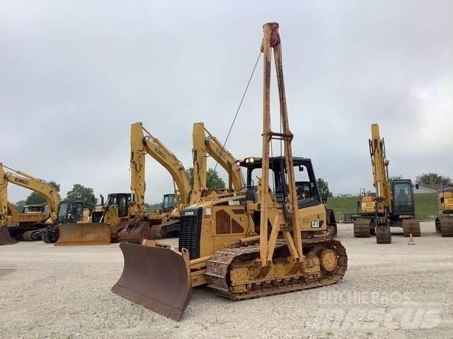 CAT D5K LGP Pokladače potrubí