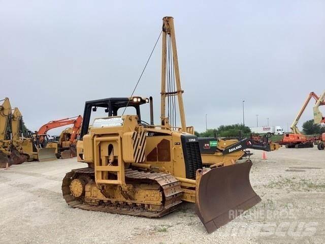 CAT D5K LGP Pokladače potrubí