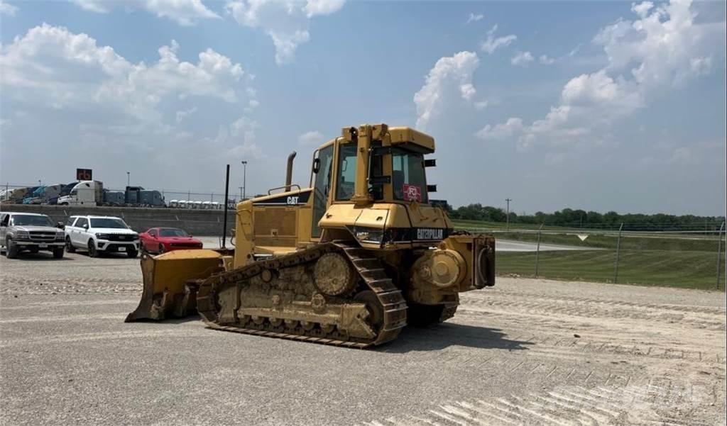 CAT D6N XL Pásové dozery