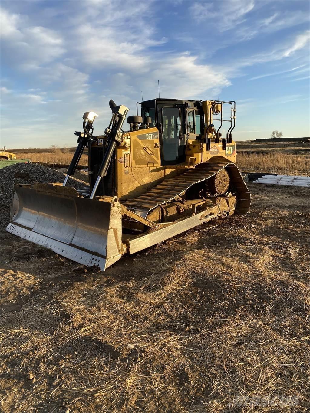 CAT D6T LGP Pásové dozery