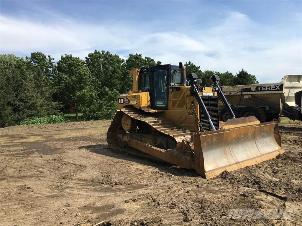 CAT D6T LGP Pásové dozery
