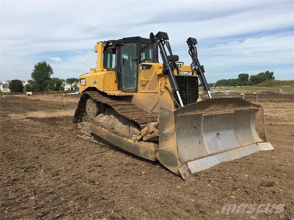 CAT D6T XW Pásové dozery