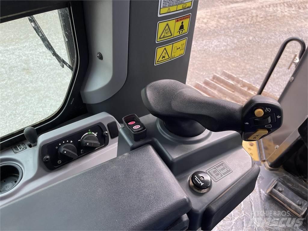 CAT D7E LGP Pásové dozery