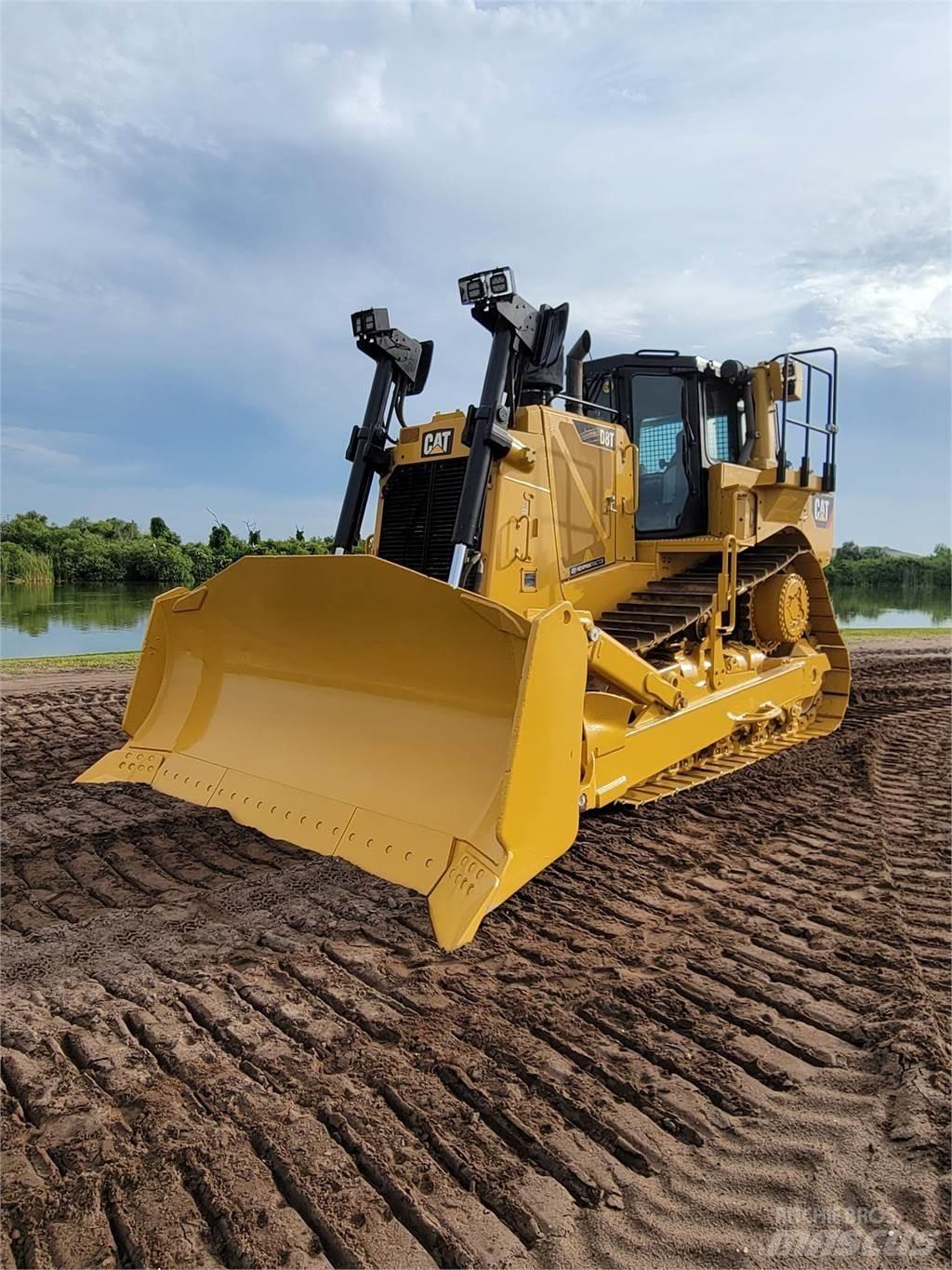 CAT D8T Pásové dozery