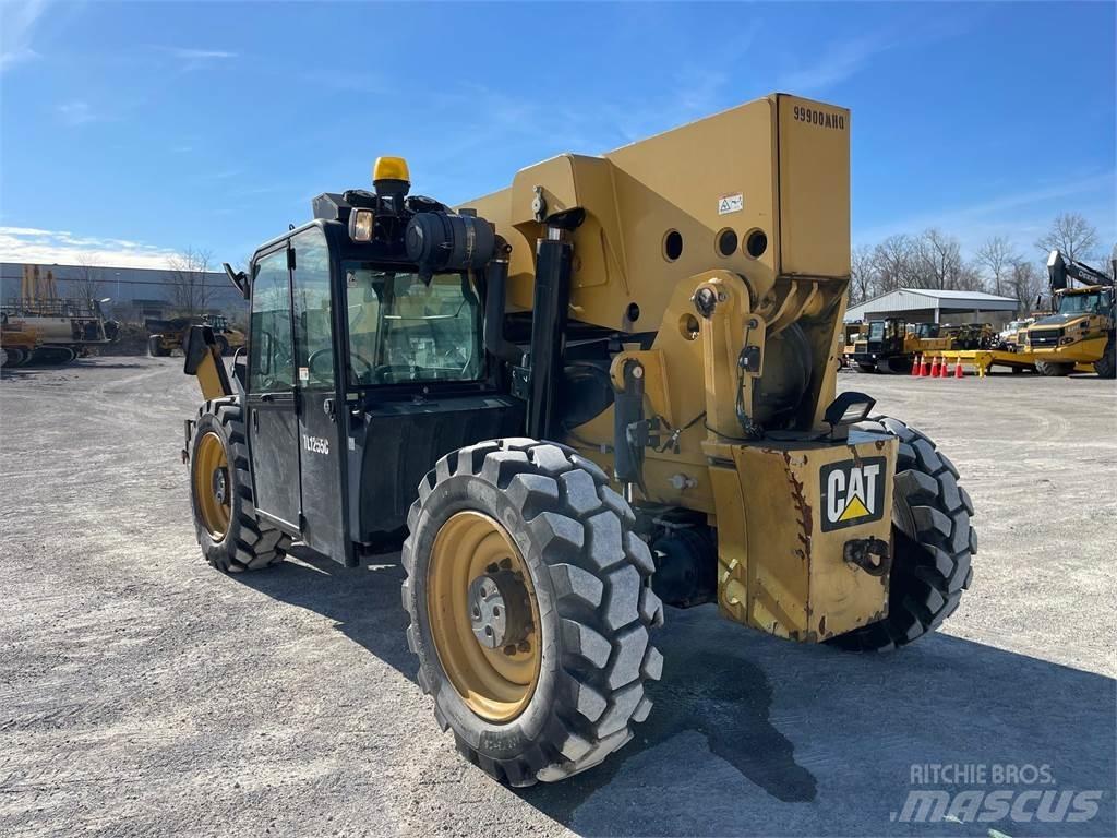 CAT TL1255C Teleskopické manipulátory