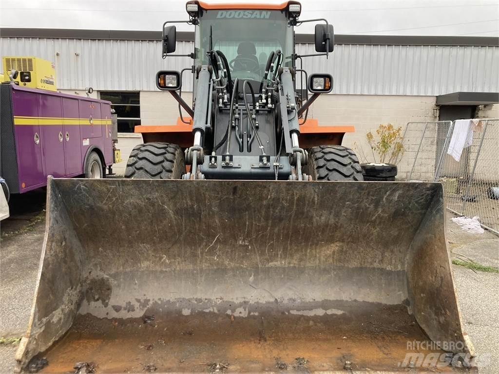 Doosan DL200TC-5 Kolové nakladače