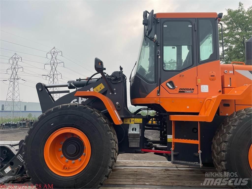 Doosan DL250-5 Kolové nakladače