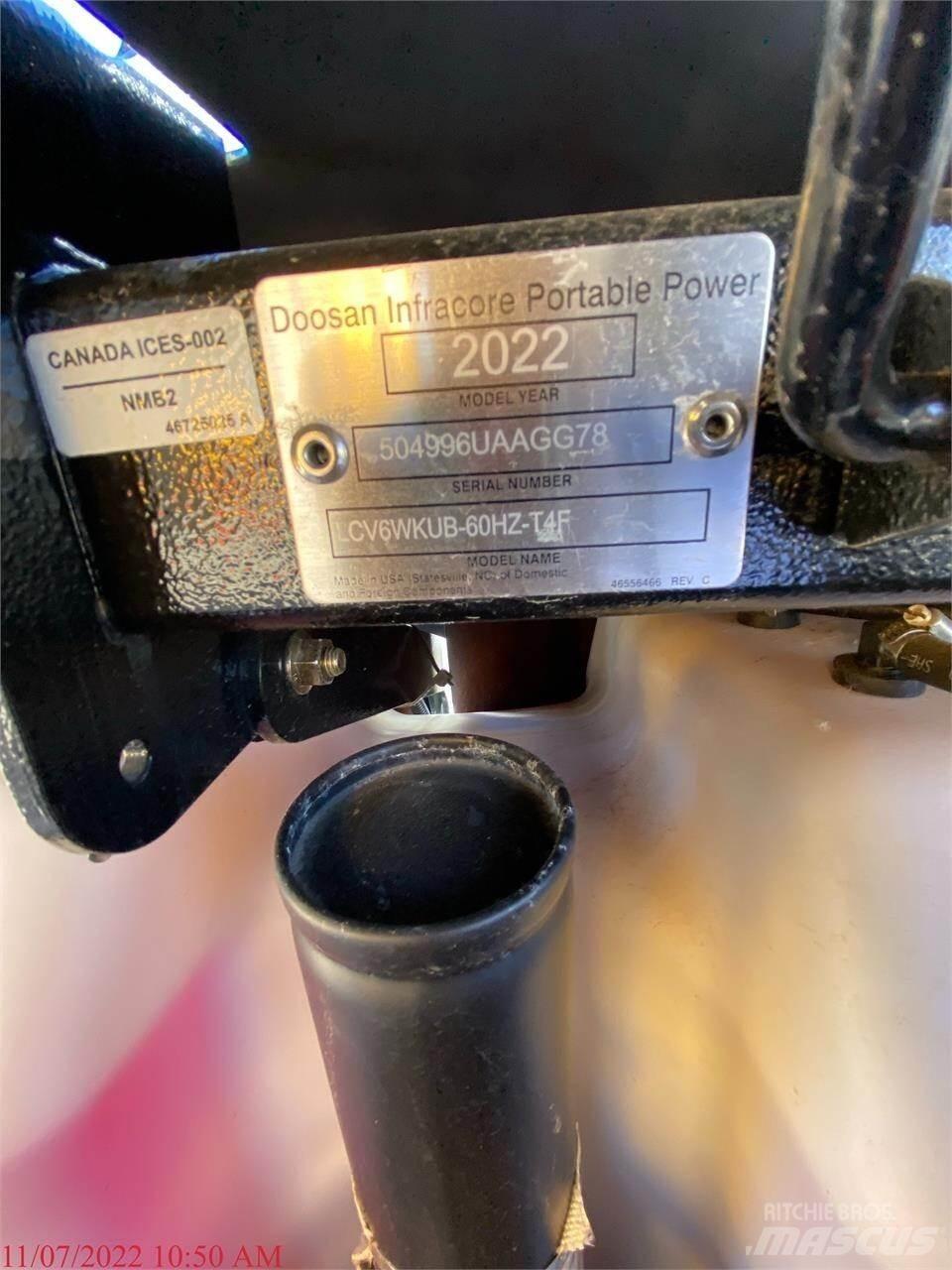 Doosan LCV6 Osvětlovací stožáry