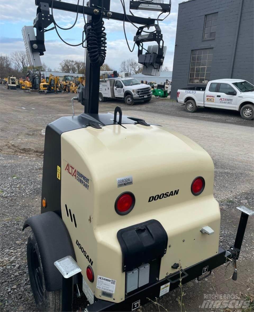 Doosan LCV6 Osvětlovací stožáry