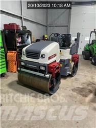 Dynapac CC1200 VI Tandemové válce