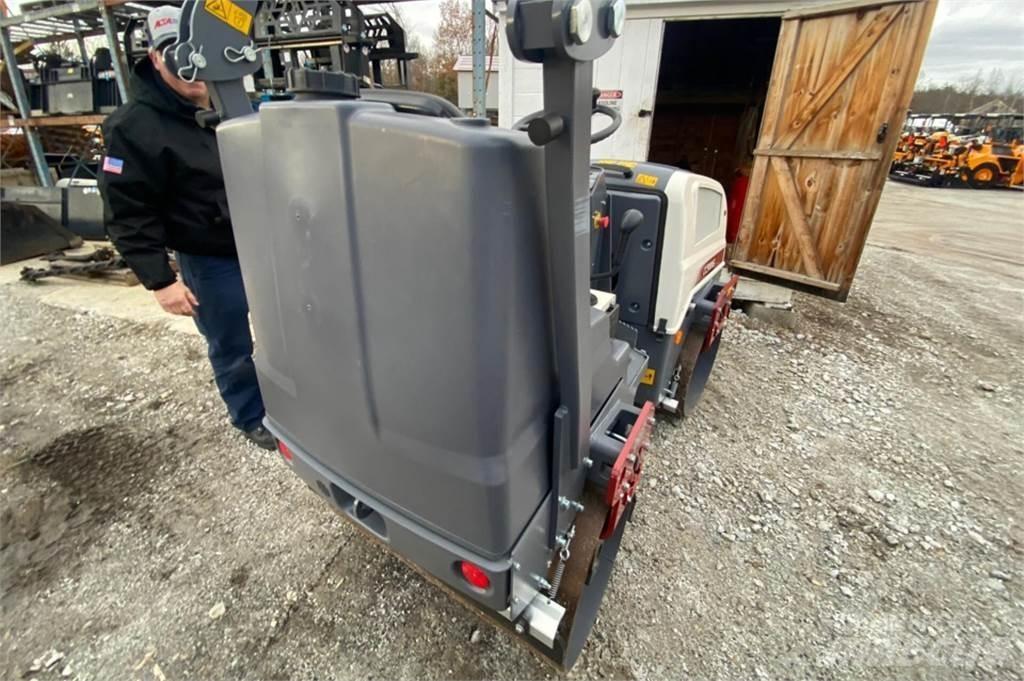 Dynapac CC900G Tandemové válce