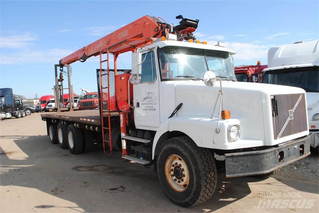Fassi F230SE Lesní nakladače