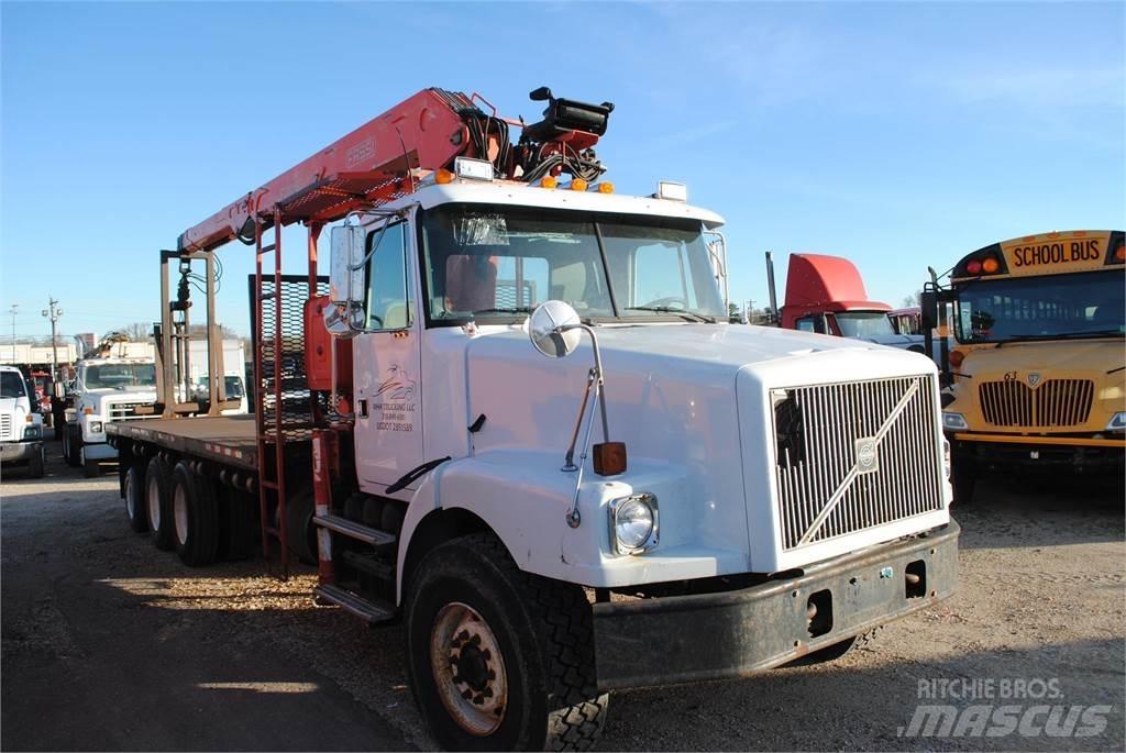 Fassi F230SE Lesní nakladače