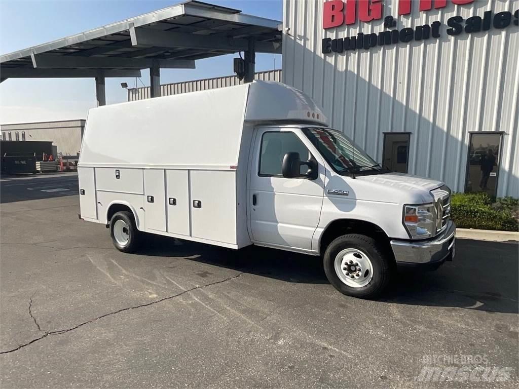Ford E450 Komunální / Multi-užitková vozidla