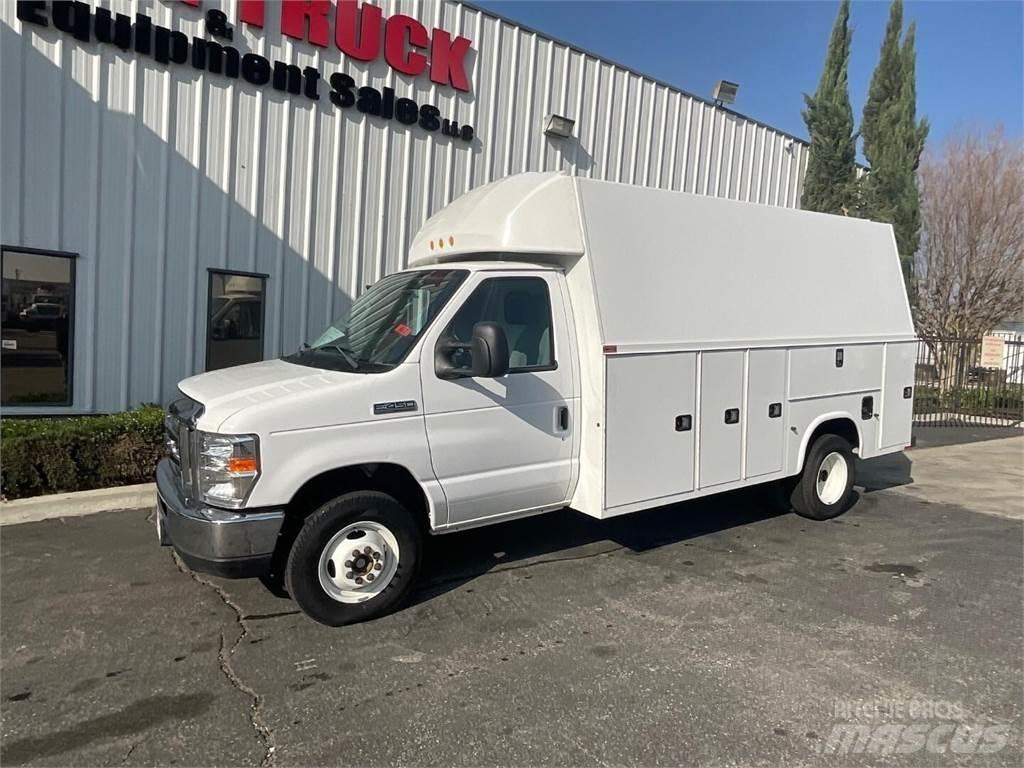 Ford E450 Komunální / Multi-užitková vozidla