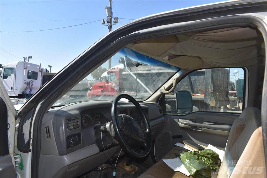 Ford F450 Sklápěče