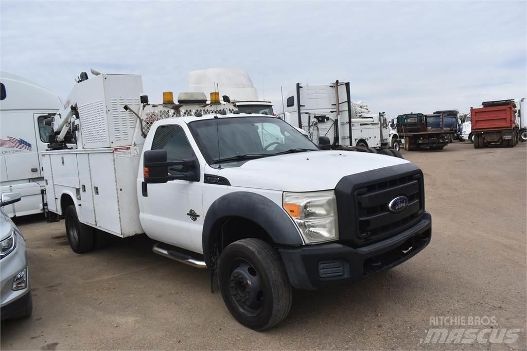 Ford F550 Komunální / Multi-užitková vozidla