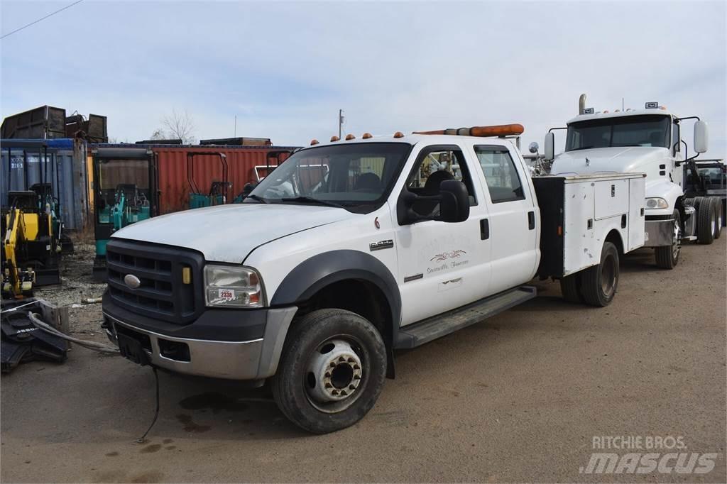 Ford F550 Komunální / Multi-užitková vozidla
