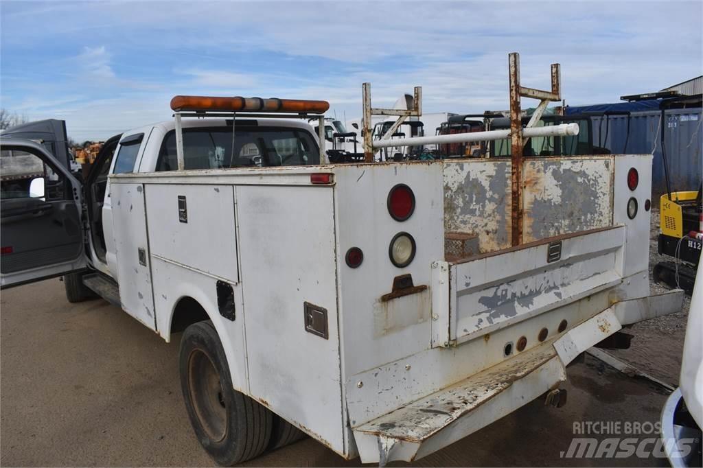 Ford F550 Komunální / Multi-užitková vozidla