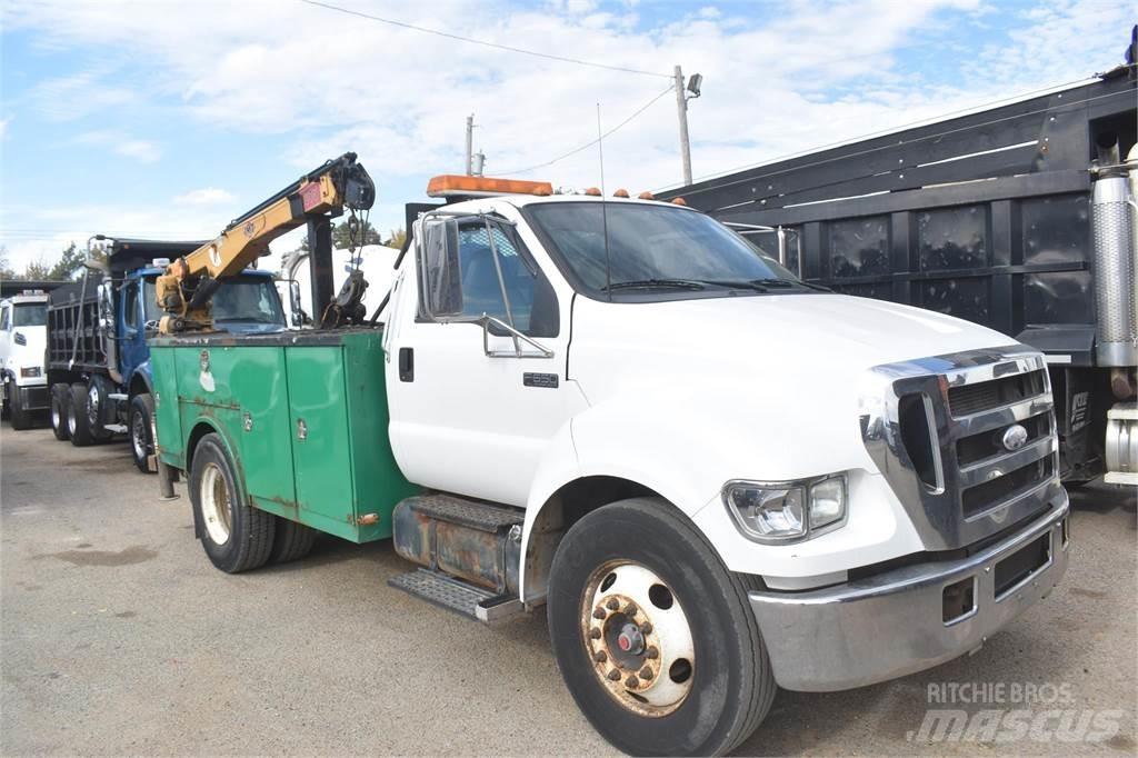 Ford F650 Komunální / Multi-užitková vozidla
