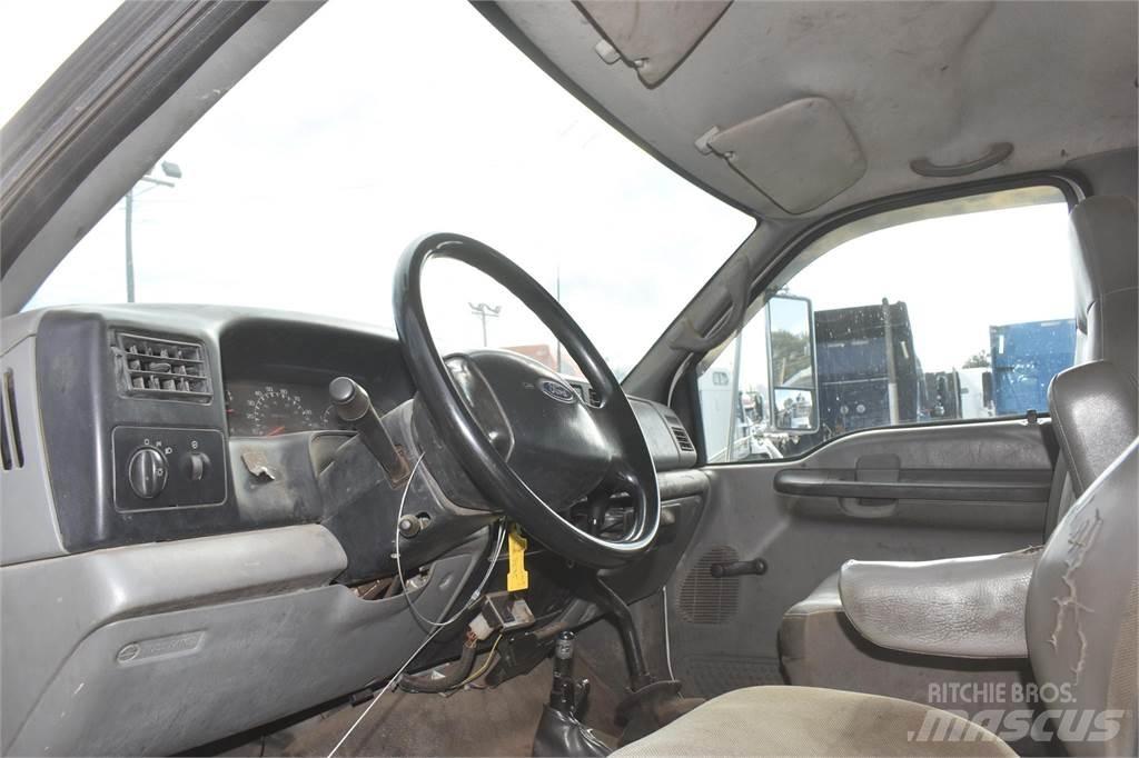 Ford F650 Komunální / Multi-užitková vozidla