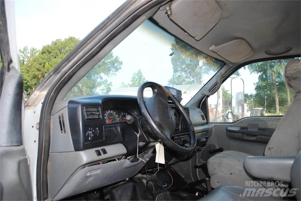 Ford F650 Komunální / Multi-užitková vozidla
