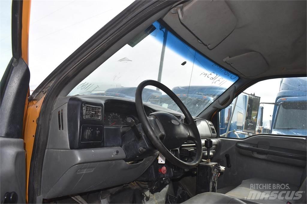 Ford F750 Sklápěče