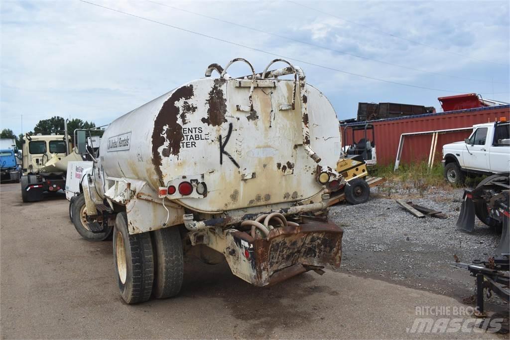 Ford F750 Cisternové vozy