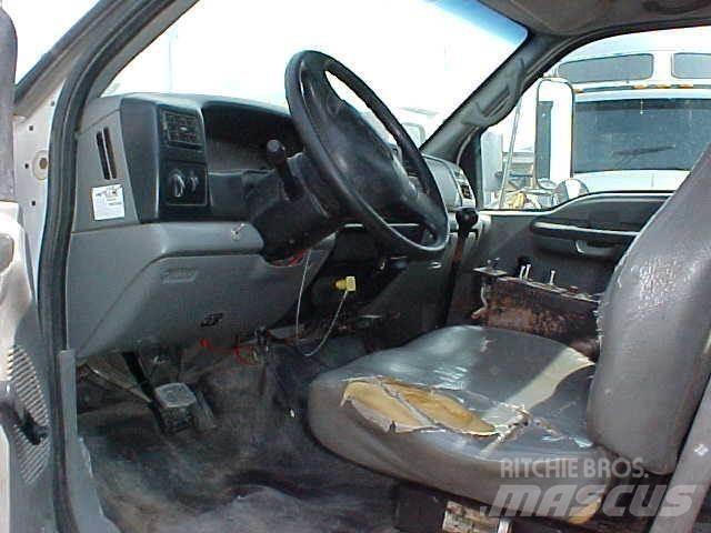 Ford F750 Sklápěče