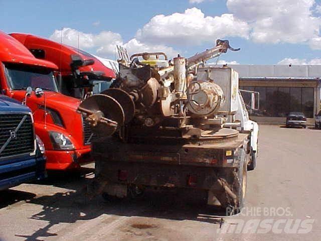 Ford F800 Komunální / Multi-užitková vozidla