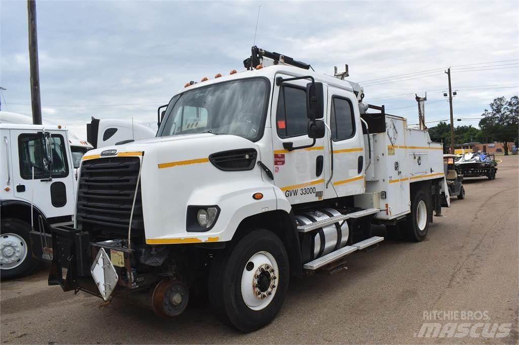 Freightliner 108SD Komunální / Multi-užitková vozidla