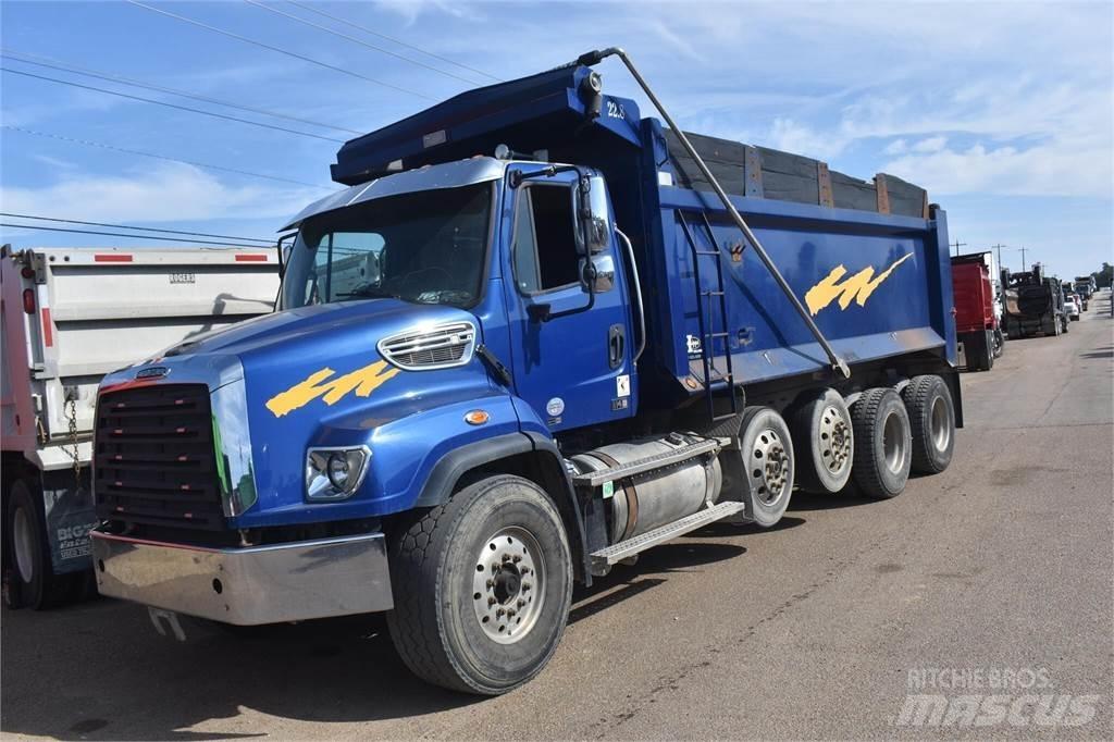 Freightliner 114SD Sklápěče