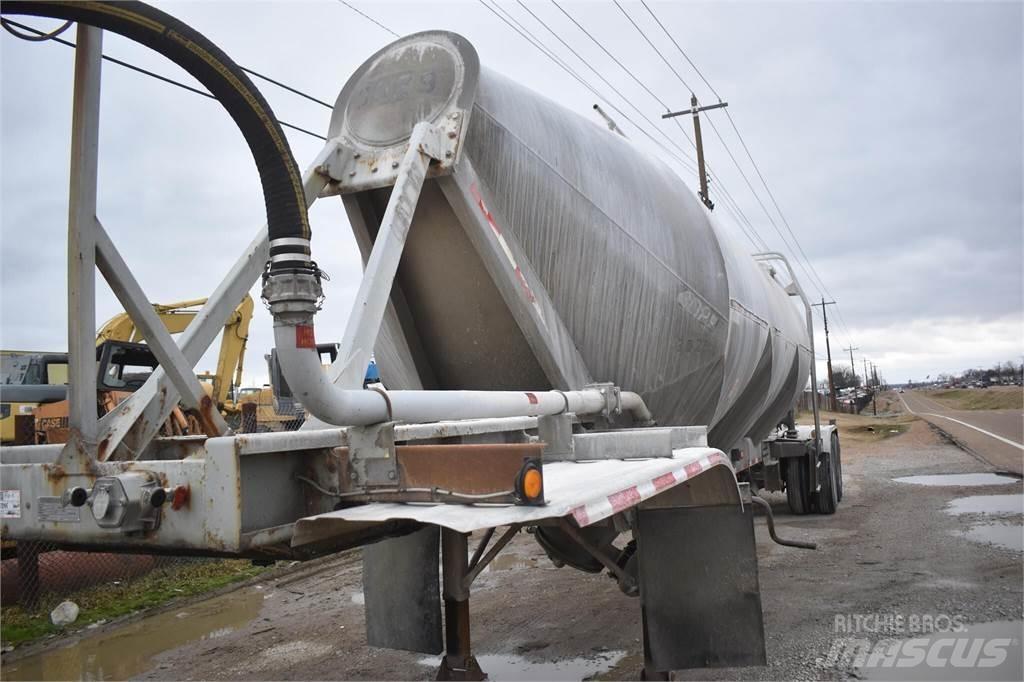 Fruehauf  Cisternové přívěsy