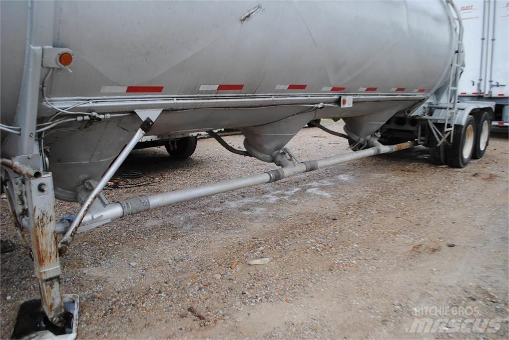 Fruehauf  Cisternové přívěsy