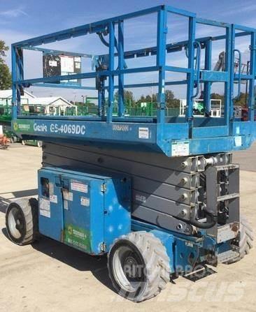 Genie GS4069DC Nůžková zvedací plošina