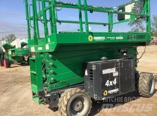 Genie GS4069RT Nůžková zvedací plošina